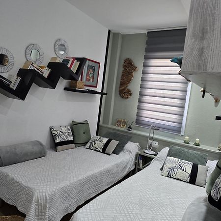 Superbe Appartement Avec Solarium Et Piscine Communautaire 로지즈 외부 사진