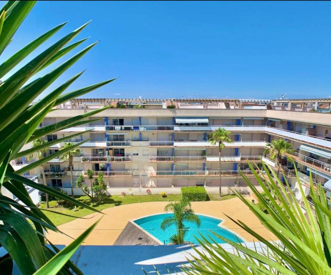 Superbe Appartement Avec Solarium Et Piscine Communautaire 로지즈 외부 사진